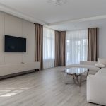 Натяжные потолки для домашних зон для занятий росписью по керамике в Новосибирске